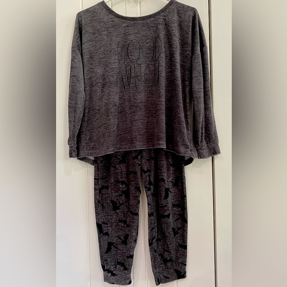 Rae Dunn ‘Good Witch’ leisure set - Picture 1 of 5